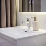 Cozy 1bd With Bathtub Close To Old Town فيلنيوس