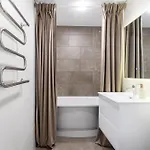 Cozy 1bd With Bathtub Close To Old Town شقة