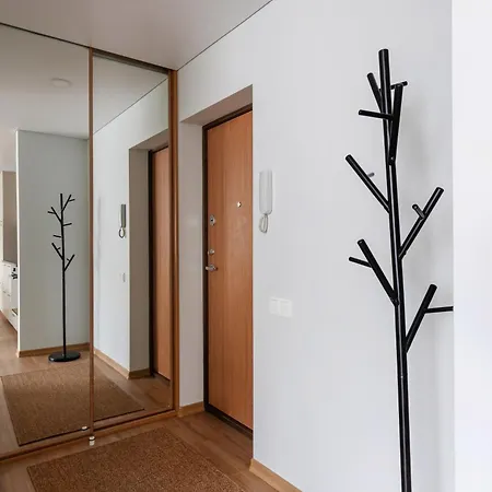 Апартаменты Cozy 1bd With Bathtub Close To Old Town